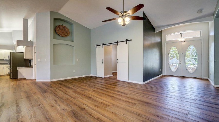 Bradenton, Florida 34212, 5 Bedroom Bedrooms, ,2 Bathroombathrooms,Residential,For Sale,Mill,0,Mfra4704077
