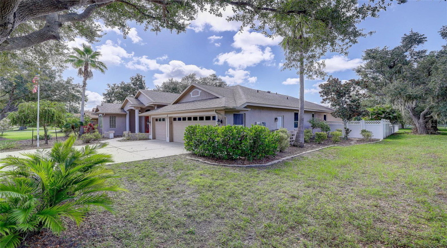 Bradenton, Florida 34212, 5 Bedroom Bedrooms, ,2 Bathroombathrooms,Residential,For Sale,Mill,0,Mfra4704077