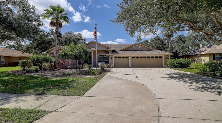 Bradenton, Florida 34212, 5 Bedroom Bedrooms, ,2 Bathroombathrooms,Residential,For Sale,Mill,0,Mfra4704077