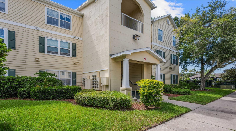 Tampa, Florida 33647, 2 Bedroom Bedrooms, ,2 Bathroombathrooms,Residential,For Sale,Bridle Club,0,Mfrtb8541747