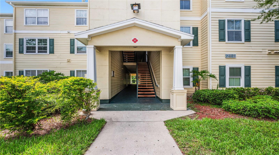 Tampa, Florida 33647, 2 Bedroom Bedrooms, ,2 Bathroombathrooms,Residential,For Sale,Bridle Club,0,Mfrtb8541747