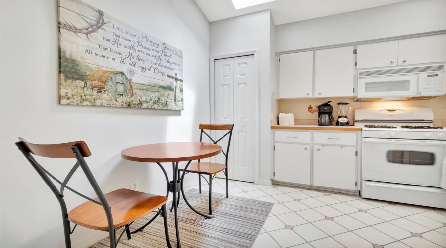 Eating Nook In Kitchen