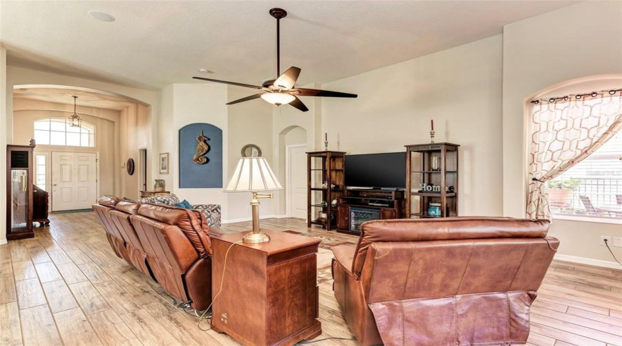 Palmetto, Florida 34221, 3 Bedroom Bedrooms, ,2 Bathroombathrooms,Residential,For Sale,50Th Avenue,0,Mfra4702539