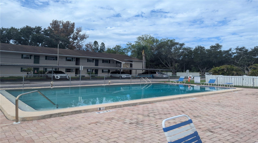 Seminole, Florida 33772, 2 Bedroom Bedrooms, ,2 Bathroombathrooms,Residential,For Sale,113Th,0,Mfrw7888779