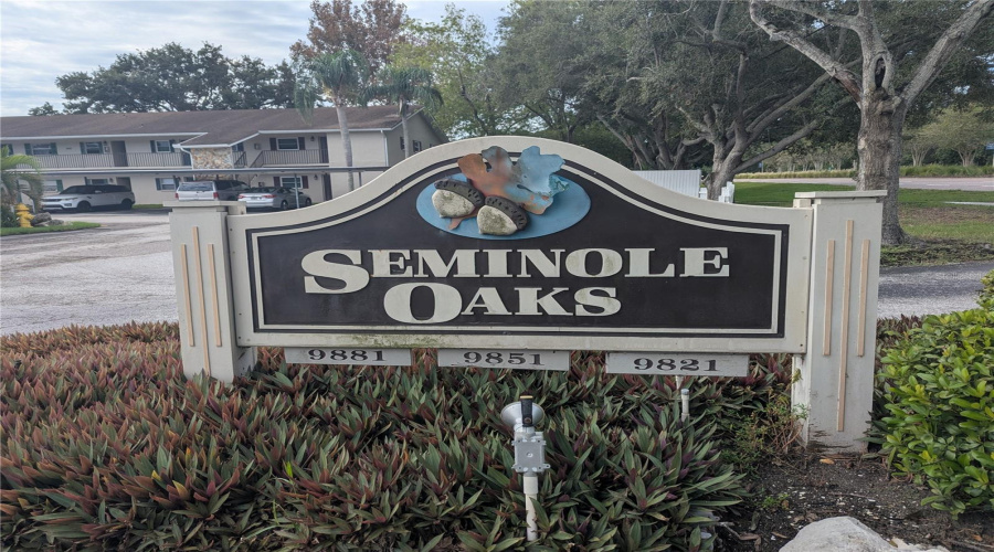 Seminole, Florida 33772, 2 Bedroom Bedrooms, ,2 Bathroombathrooms,Residential,For Sale,113Th,0,Mfrw7888779