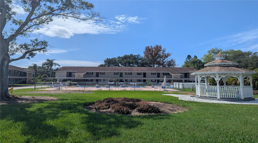 Seminole, Florida 33772, 2 Bedroom Bedrooms, ,2 Bathroombathrooms,Residential,For Sale,113Th,0,Mfrw7888779