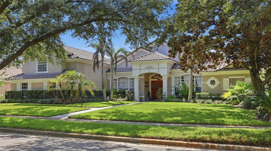 Orlando, Florida 32835, 4 Bedroom Bedrooms, ,4 Bathroombathrooms,Residential,For Sale,Baesel View,0,Mfro6435500