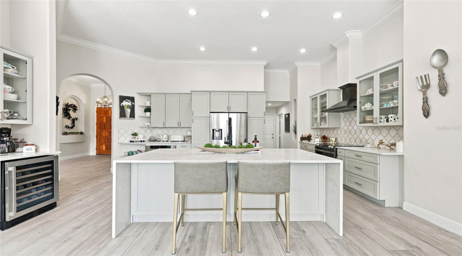 Orlando, Florida 32835, 4 Bedroom Bedrooms, ,4 Bathroombathrooms,Residential,For Sale,Baesel View,0,Mfro6435500