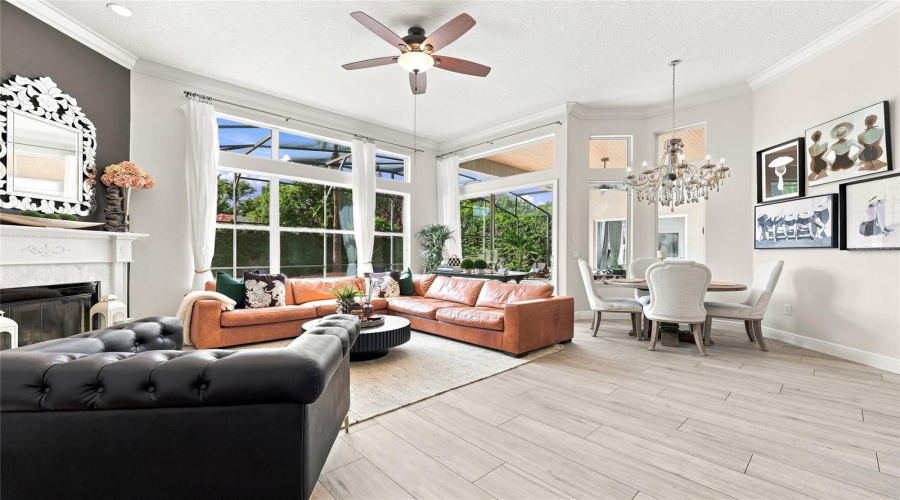 Orlando, Florida 32835, 4 Bedroom Bedrooms, ,4 Bathroombathrooms,Residential,For Sale,Baesel View,0,Mfro6435500