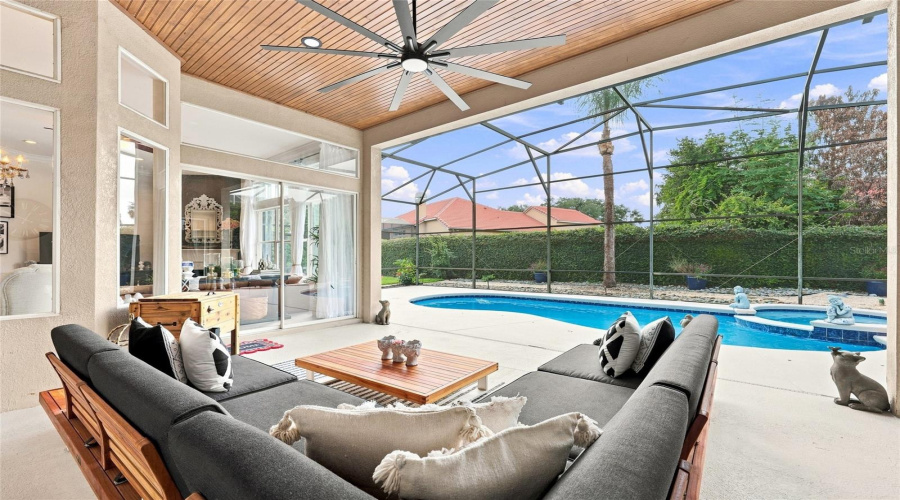 Orlando, Florida 32835, 4 Bedroom Bedrooms, ,4 Bathroombathrooms,Residential,For Sale,Baesel View,0,Mfro6435500