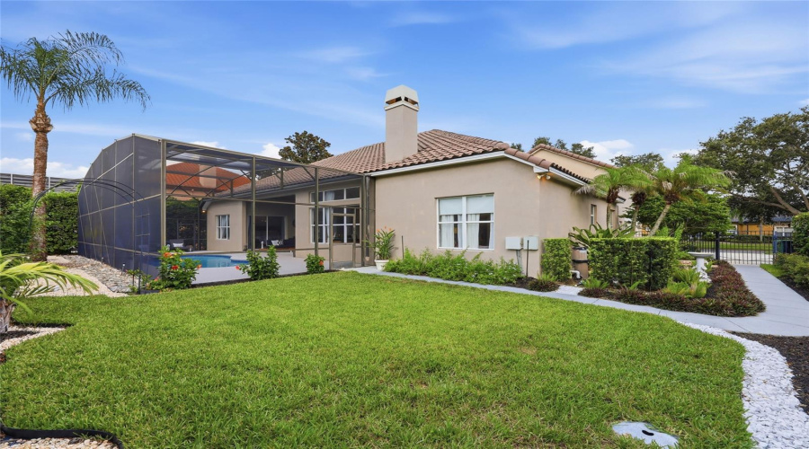 Orlando, Florida 32835, 4 Bedroom Bedrooms, ,4 Bathroombathrooms,Residential,For Sale,Baesel View,0,Mfro6435500