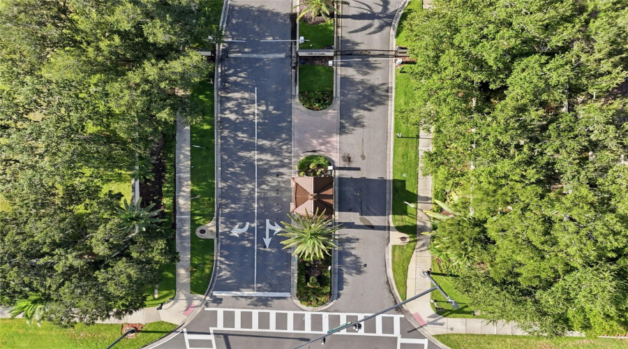 Orlando, Florida 32835, 4 Bedroom Bedrooms, ,4 Bathroombathrooms,Residential,For Sale,Baesel View,0,Mfro6435500
