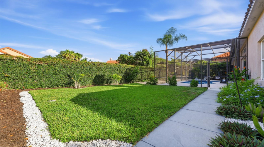 Orlando, Florida 32835, 4 Bedroom Bedrooms, ,4 Bathroombathrooms,Residential,For Sale,Baesel View,0,Mfro6435500