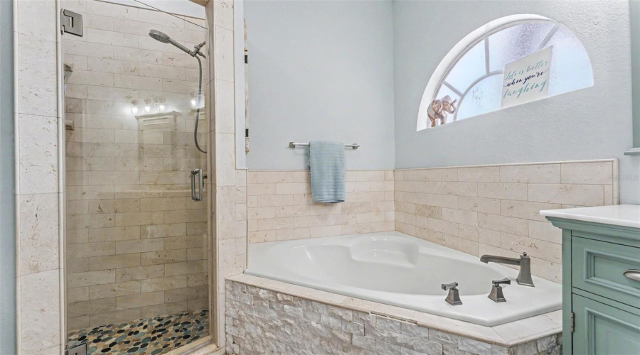 Lakeland, Florida 33809, 3 Bedroom Bedrooms, ,2 Bathroombathrooms,Residential,For Sale,Hidden,0,Mfrl4964527