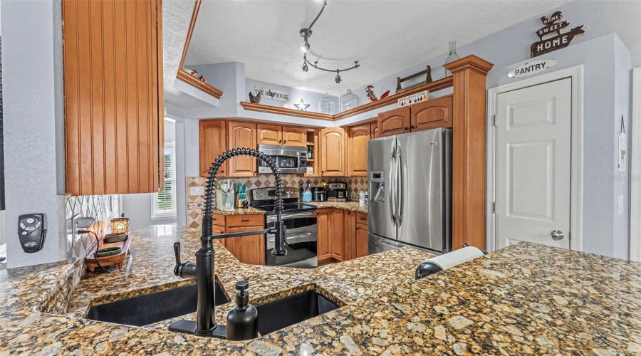 Lakeland, Florida 33809, 3 Bedroom Bedrooms, ,2 Bathroombathrooms,Residential,For Sale,Hidden,0,Mfrl4964527