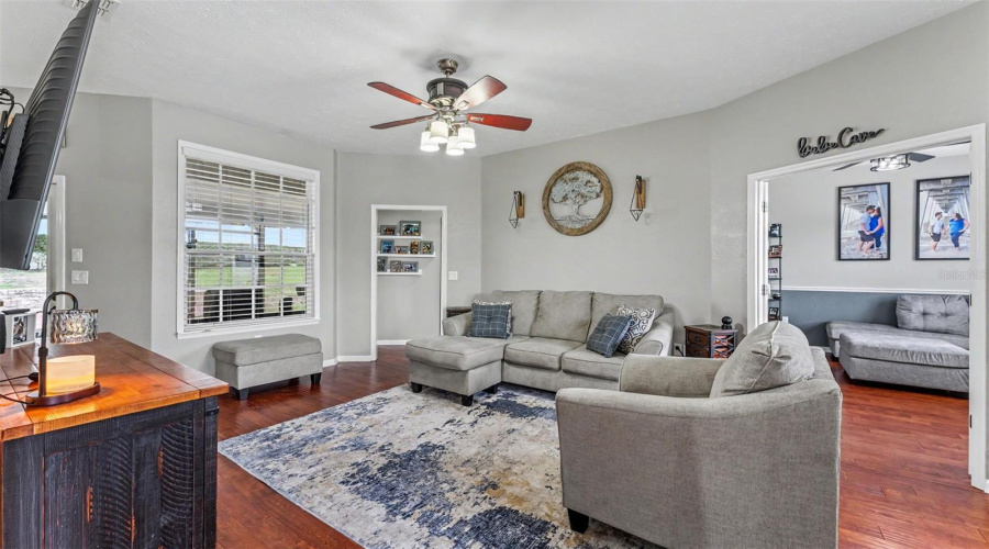 Lakeland, Florida 33809, 3 Bedroom Bedrooms, ,2 Bathroombathrooms,Residential,For Sale,Hidden,0,Mfrl4964527