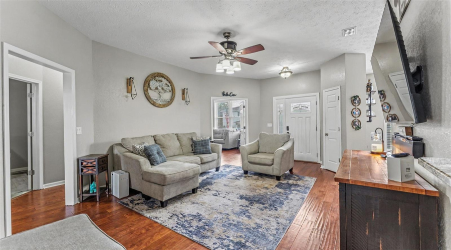Lakeland, Florida 33809, 3 Bedroom Bedrooms, ,2 Bathroombathrooms,Residential,For Sale,Hidden,0,Mfrl4964527