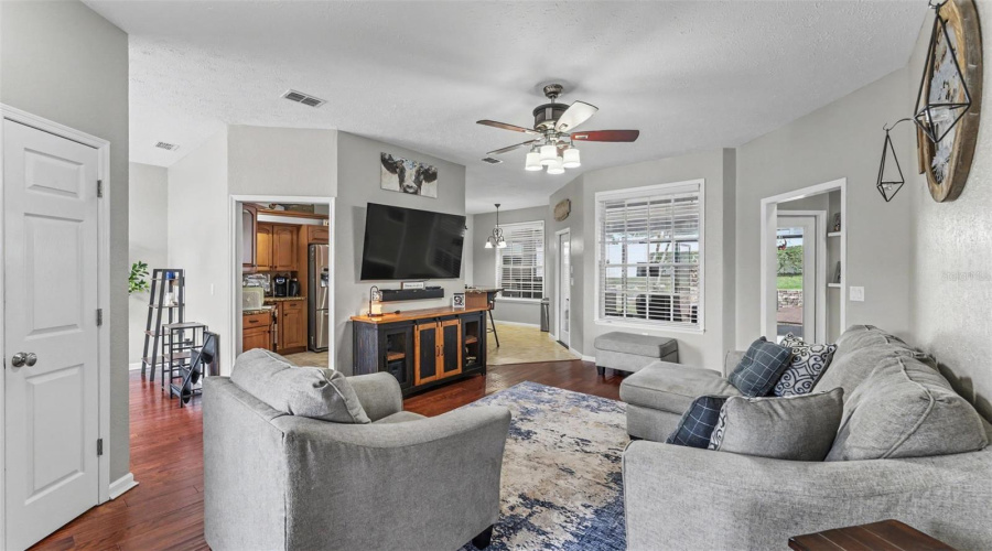 Lakeland, Florida 33809, 3 Bedroom Bedrooms, ,2 Bathroombathrooms,Residential,For Sale,Hidden,0,Mfrl4964527