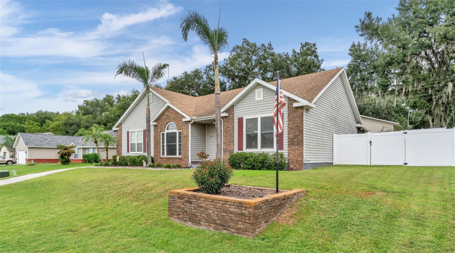Lakeland, Florida 33809, 3 Bedroom Bedrooms, ,2 Bathroombathrooms,Residential,For Sale,Hidden,0,Mfrl4964527