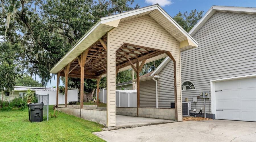 Lakeland, Florida 33809, 3 Bedroom Bedrooms, ,2 Bathroombathrooms,Residential,For Sale,Hidden,0,Mfrl4964527