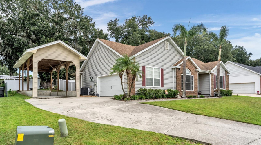 Lakeland, Florida 33809, 3 Bedroom Bedrooms, ,2 Bathroombathrooms,Residential,For Sale,Hidden,0,Mfrl4964527