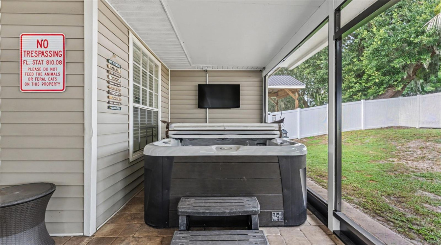 Lakeland, Florida 33809, 3 Bedroom Bedrooms, ,2 Bathroombathrooms,Residential,For Sale,Hidden,0,Mfrl4964527
