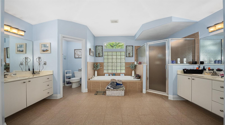 Ormond Beach, Florida 32174, 5 Bedroom Bedrooms, ,3 Bathroombathrooms,Residential,For Sale,Cotton Mill,0,Mfrv4949242