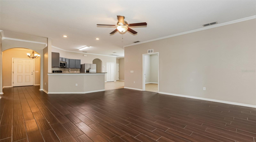 Lakeland, Florida 33810, 3 Bedroom Bedrooms, ,3 Bathroombathrooms,Residential,For Sale,Woodvine,0,Mfro6408084