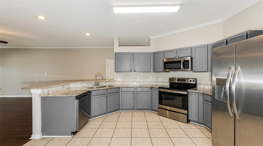 Lakeland, Florida 33810, 3 Bedroom Bedrooms, ,3 Bathroombathrooms,Residential,For Sale,Woodvine,0,Mfro6408084
