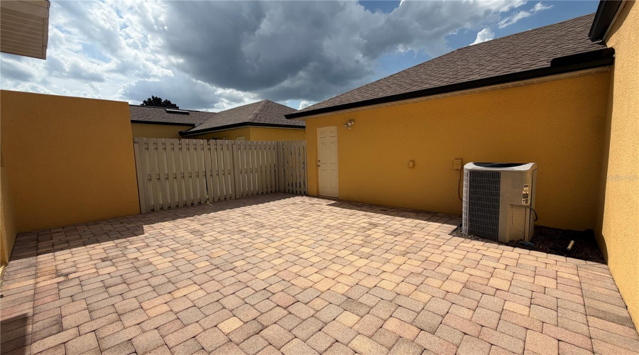 Orlando, Florida 32837, 3 Bedroom Bedrooms, ,2 Bathroombathrooms,Residential,For Sale,Beauregard,0,Mfrs5155736