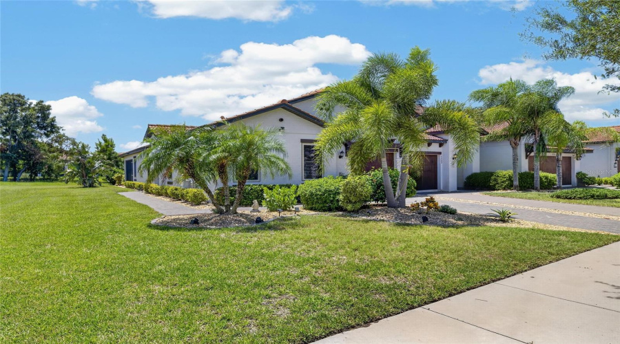 Wimauma, Florida 33598, 2 Bedroom Bedrooms, ,2 Bathroombathrooms,Residential,For Sale,Stoic Vale,0,Mfrtb8542548