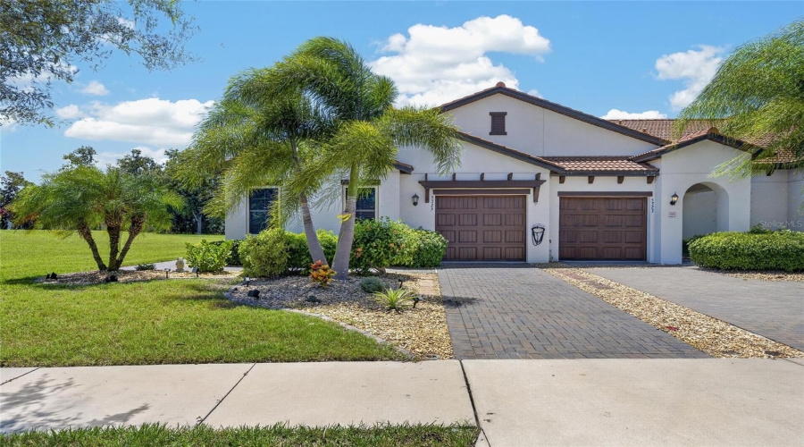 Wimauma, Florida 33598, 2 Bedroom Bedrooms, ,2 Bathroombathrooms,Residential,For Sale,Stoic Vale,0,Mfrtb8542548