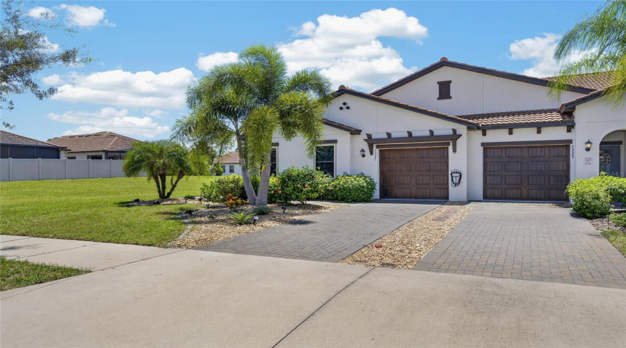 Wimauma, Florida 33598, 2 Bedroom Bedrooms, ,2 Bathroombathrooms,Residential,For Sale,Stoic Vale,0,Mfrtb8542548
