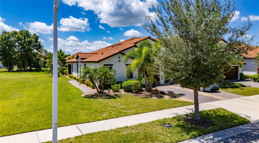 Wimauma, Florida 33598, 2 Bedroom Bedrooms, ,2 Bathroombathrooms,Residential,For Sale,Stoic Vale,0,Mfrtb8542548