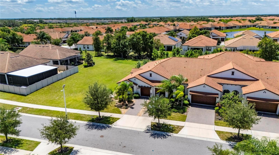 Wimauma, Florida 33598, 2 Bedroom Bedrooms, ,2 Bathroombathrooms,Residential,For Sale,Stoic Vale,0,Mfrtb8542548
