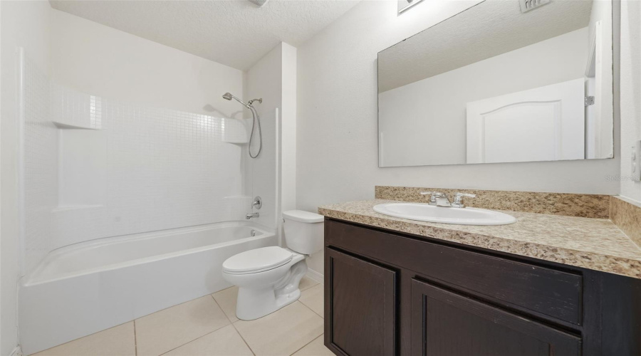 Eustis, Florida 32726, 4 Bedroom Bedrooms, ,2 Bathroombathrooms,Residential,For Sale,Sunny Field,0,Mfrg5116858