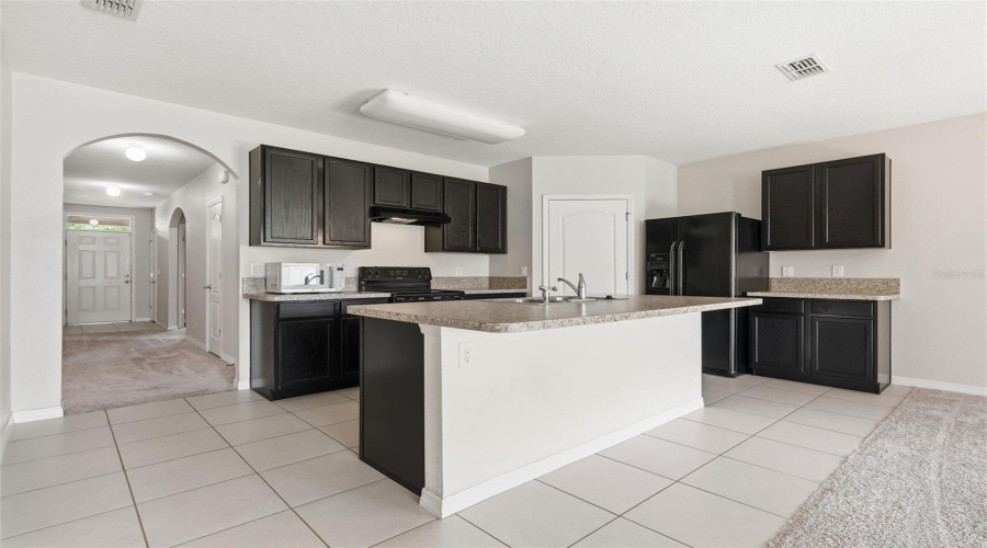 Eustis, Florida 32726, 4 Bedroom Bedrooms, ,2 Bathroombathrooms,Residential,For Sale,Sunny Field,0,Mfrg5116858