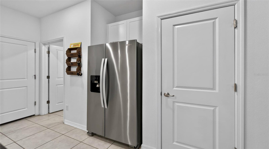 Tampa, Florida 33613, 3 Bedroom Bedrooms, ,2 Bathroombathrooms,Residential,For Sale,Abby Birch,0,Mfrtb8542398