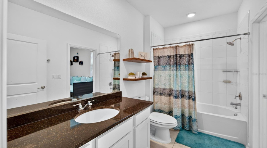 Tampa, Florida 33613, 3 Bedroom Bedrooms, ,2 Bathroombathrooms,Residential,For Sale,Abby Birch,0,Mfrtb8542398