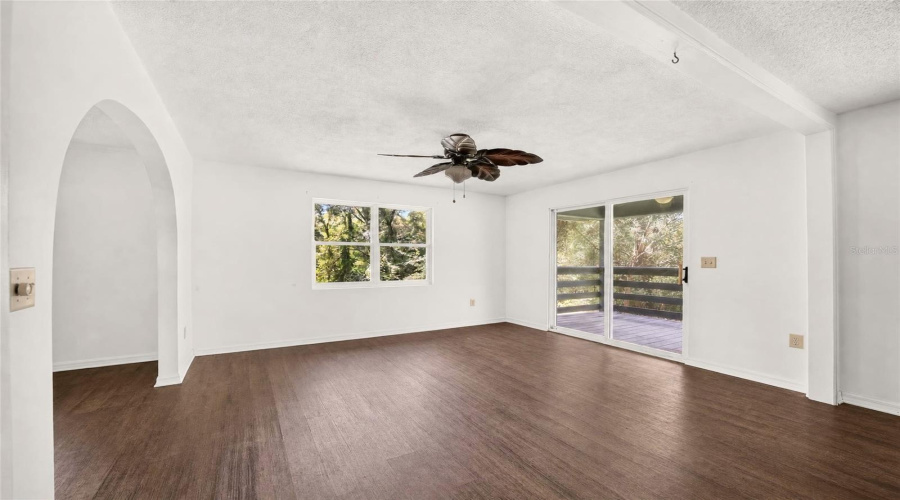 Williston, Florida 32696, 3 Bedroom Bedrooms, ,2 Bathroombathrooms,Residential,For Sale,8Th,0,Mfrgc542878