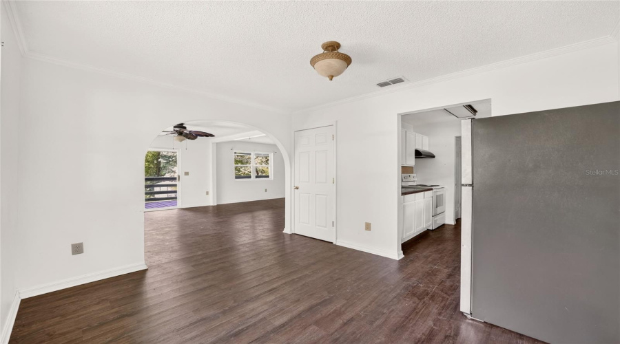 Williston, Florida 32696, 3 Bedroom Bedrooms, ,2 Bathroombathrooms,Residential,For Sale,8Th,0,Mfrgc542878