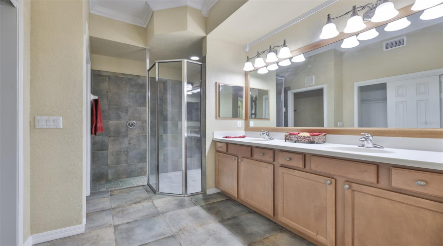 Sun City Center, Florida 33573, 3 Bedroom Bedrooms, ,2 Bathroombathrooms,Residential,For Sale,Emerald Dunes,0,Mfrtb8454872