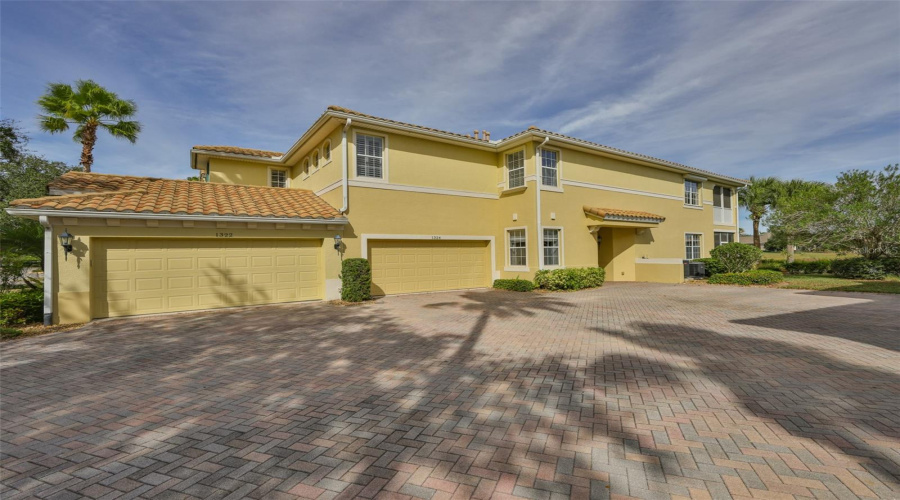 Sun City Center, Florida 33573, 3 Bedroom Bedrooms, ,2 Bathroombathrooms,Residential,For Sale,Emerald Dunes,0,Mfrtb8454872