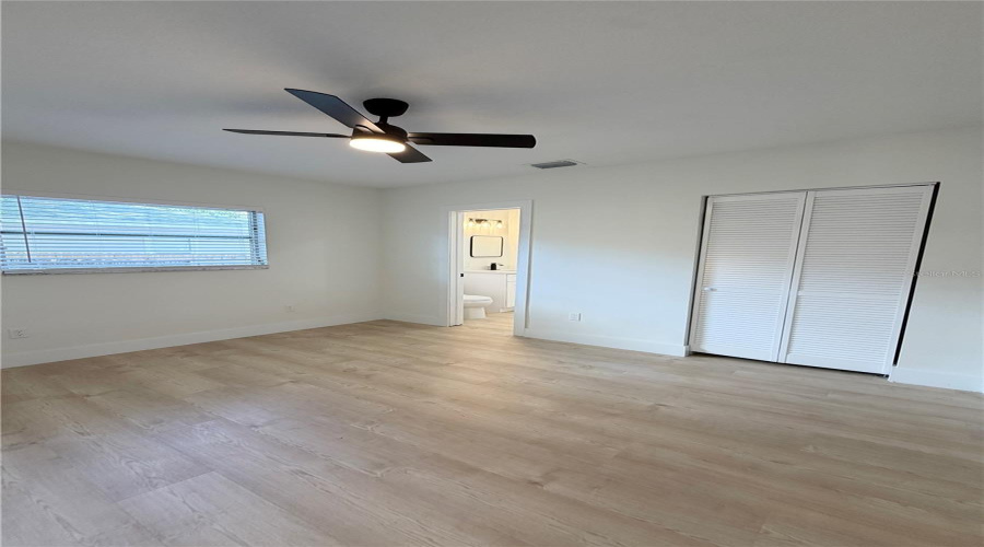 Tampa, Florida 33604, 3 Bedroom Bedrooms, ,2 Bathroombathrooms,Residential,For Sale,Lambright,0,Mfrtb8540403