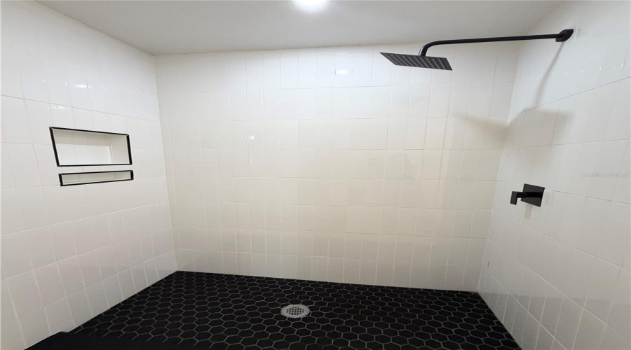 Tampa, Florida 33604, 3 Bedroom Bedrooms, ,2 Bathroombathrooms,Residential,For Sale,Lambright,0,Mfrtb8540403
