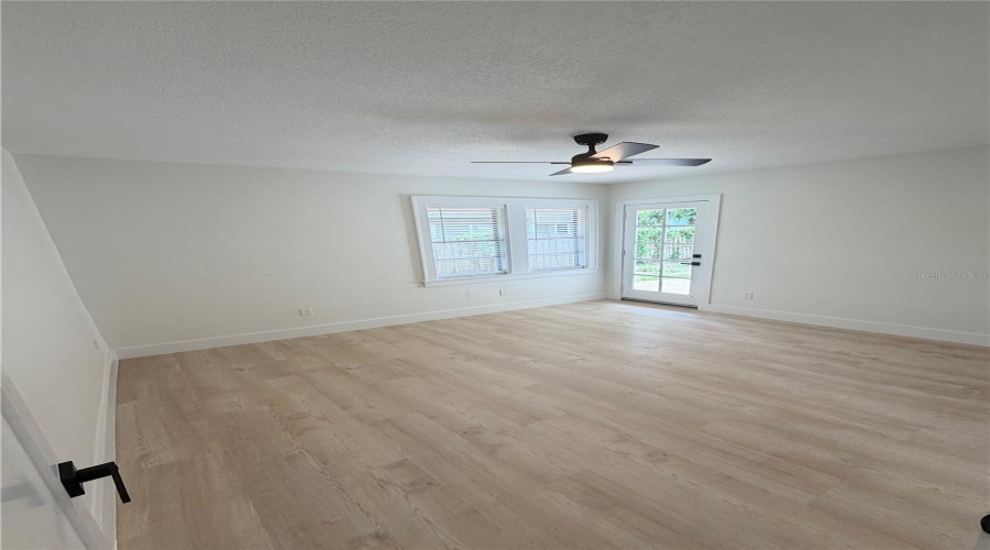 Tampa, Florida 33604, 3 Bedroom Bedrooms, ,2 Bathroombathrooms,Residential,For Sale,Lambright,0,Mfrtb8540403