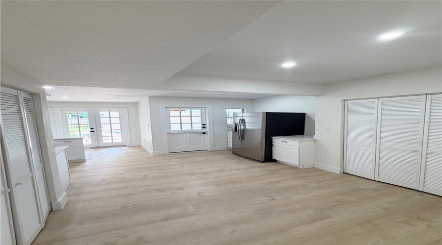 Tampa, Florida 33604, 3 Bedroom Bedrooms, ,2 Bathroombathrooms,Residential,For Sale,Lambright,0,Mfrtb8540403