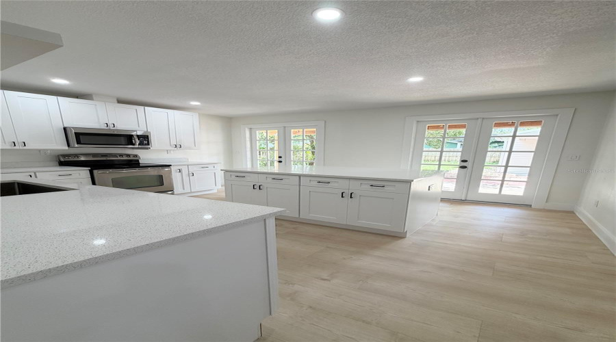Tampa, Florida 33604, 3 Bedroom Bedrooms, ,2 Bathroombathrooms,Residential,For Sale,Lambright,0,Mfrtb8540403