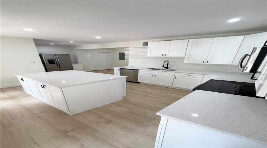 Tampa, Florida 33604, 3 Bedroom Bedrooms, ,2 Bathroombathrooms,Residential,For Sale,Lambright,0,Mfrtb8540403