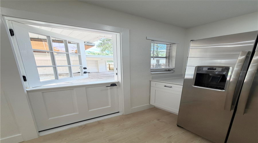 Tampa, Florida 33604, 3 Bedroom Bedrooms, ,2 Bathroombathrooms,Residential,For Sale,Lambright,0,Mfrtb8540403